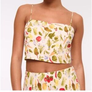 Abercrombie & Fitch Cropped Linen Blend Cami Veggie Print